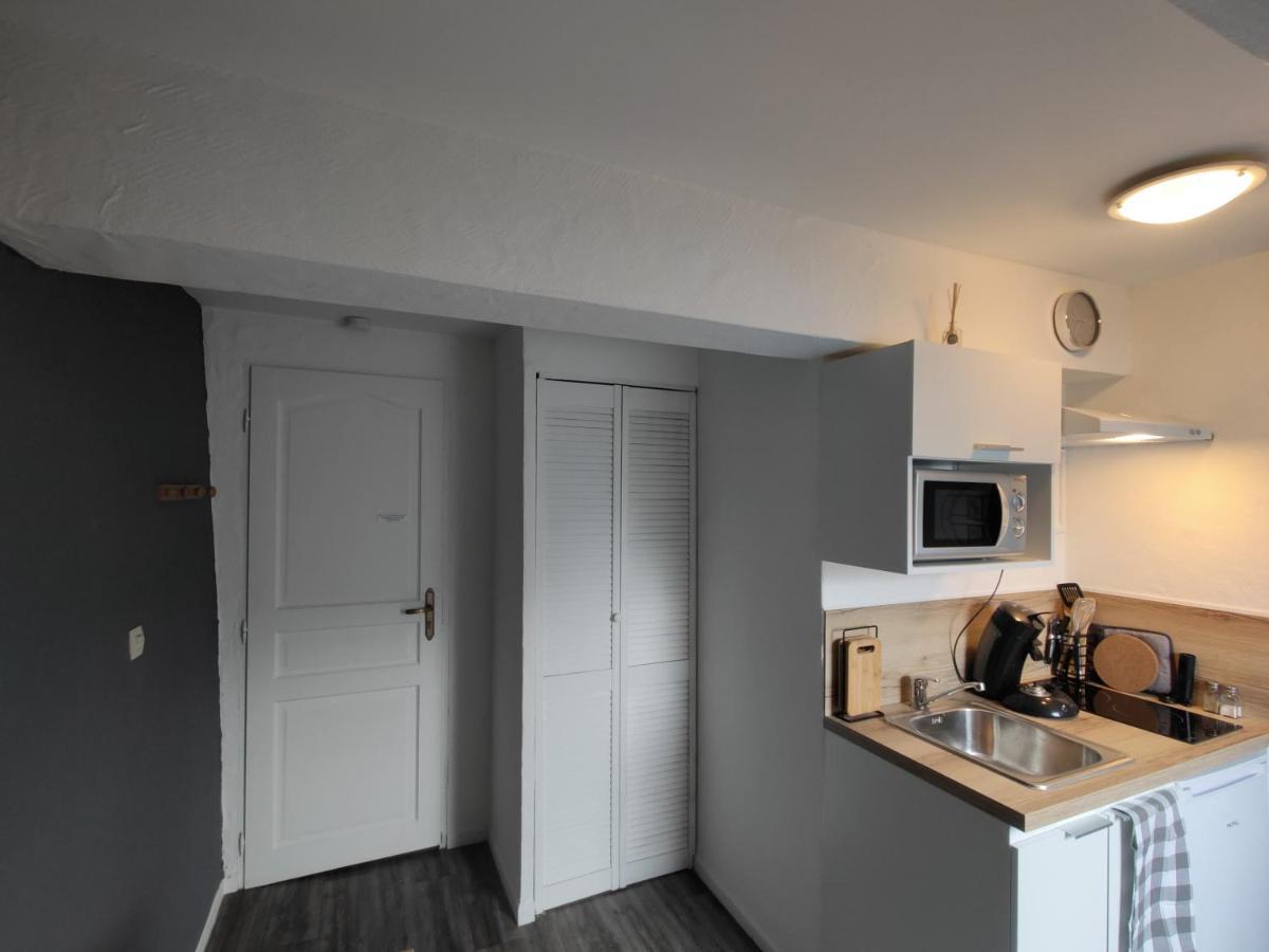 Studio "Sous Les Toits", Proche Hyper Centre Et Commerces ! Valenciennes Bagian luar foto